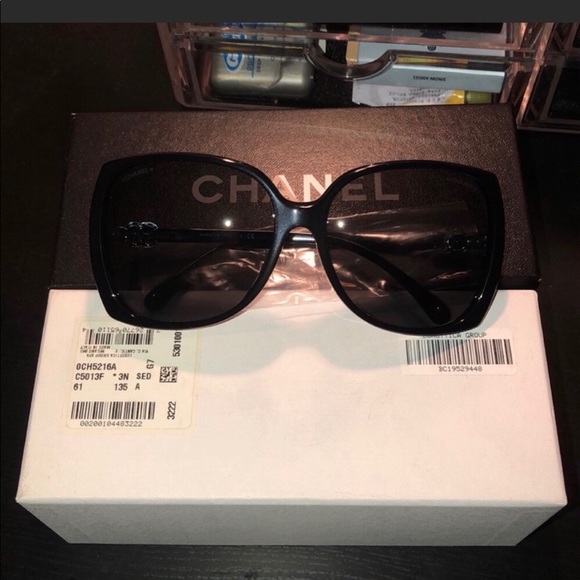 CHANEL Accessories - Chanel CC Sunglasses 5216-A